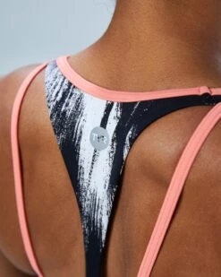 TYR Women's Hadley Top - Dry Brush -TYR Store BHDDBR7A 001 alt10