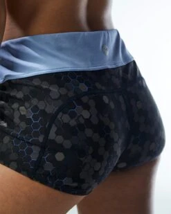 TYR Durafast Elite® Women's Casey Boyshort - Carbon Hex -TYR Store BSCCHX7A 001 alt10