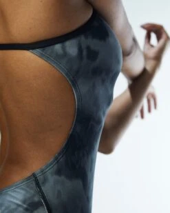 TYR Durafast Elite® Women's Cutoutfit Swimsuit - Turbulent -TYR Store ctur7a 927 alt09 7