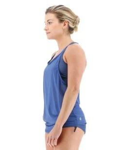 TYR Women's Madison 2-in-1 Tank - Solid -TYR Store tmaso7a 139 alt03